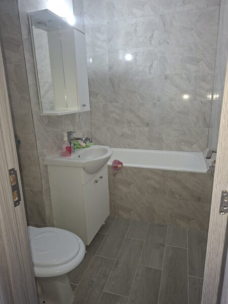 Obor, Colentina, stradal, Teiul Doamnei, 10 minute metrou